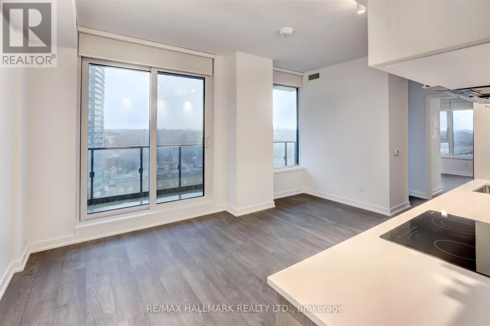 1502 - 1928 LAKE SHORE BOULEVARD W