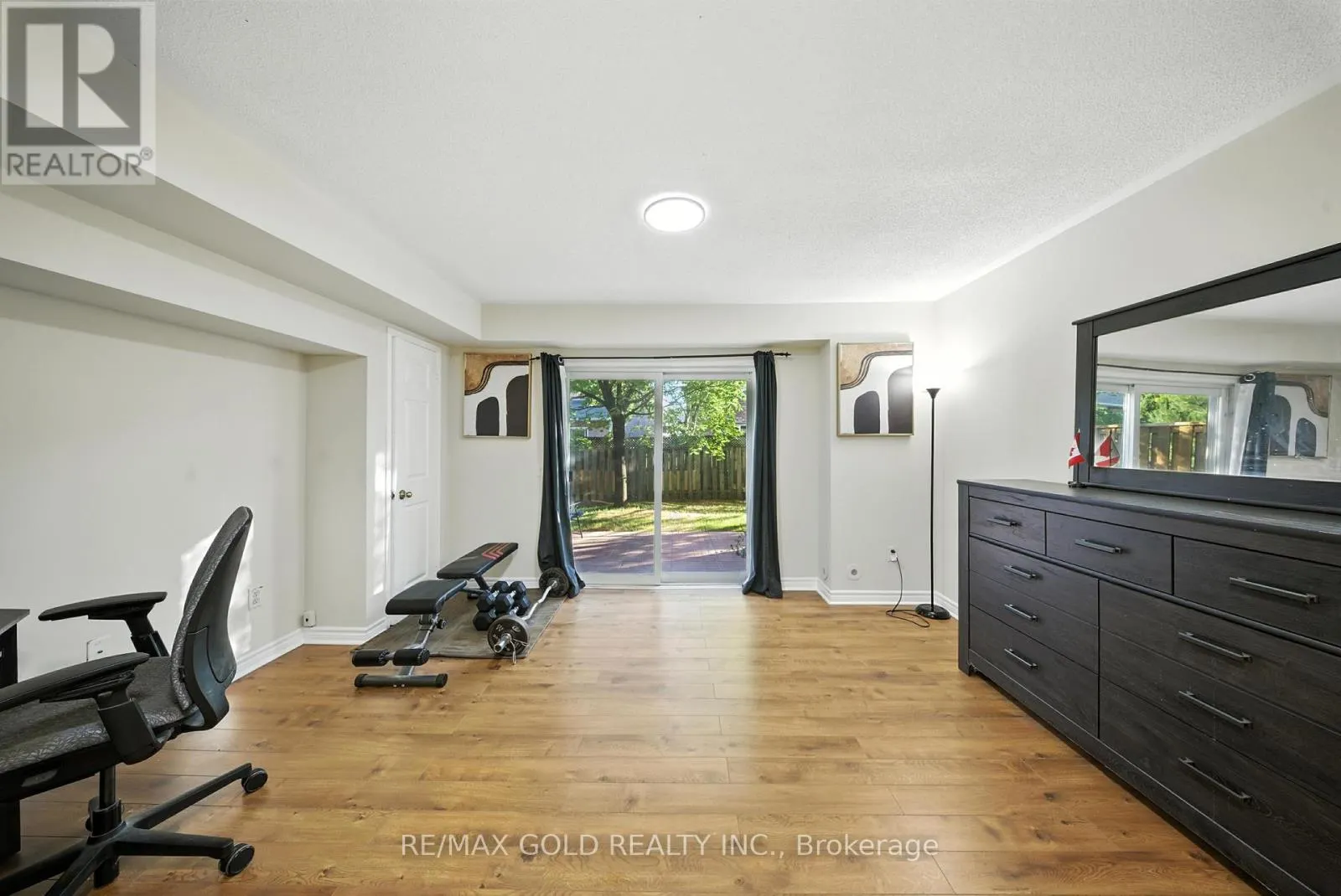 58 - 50 STRATHAVEN DRIVE