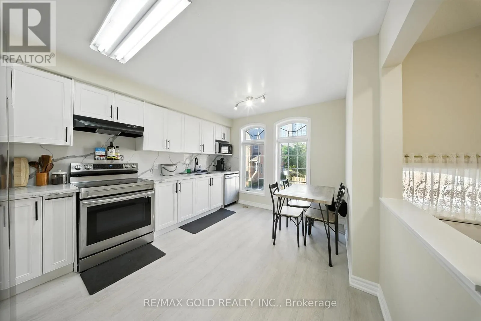 58 - 50 STRATHAVEN DRIVE