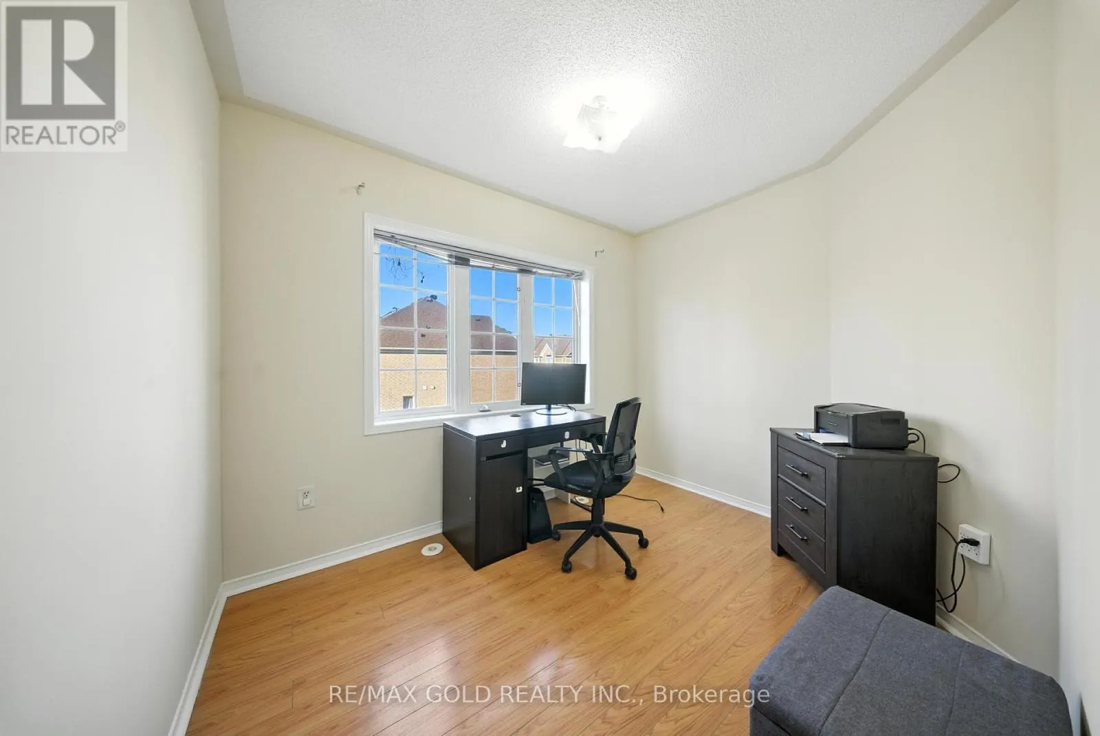 58 - 50 STRATHAVEN DRIVE