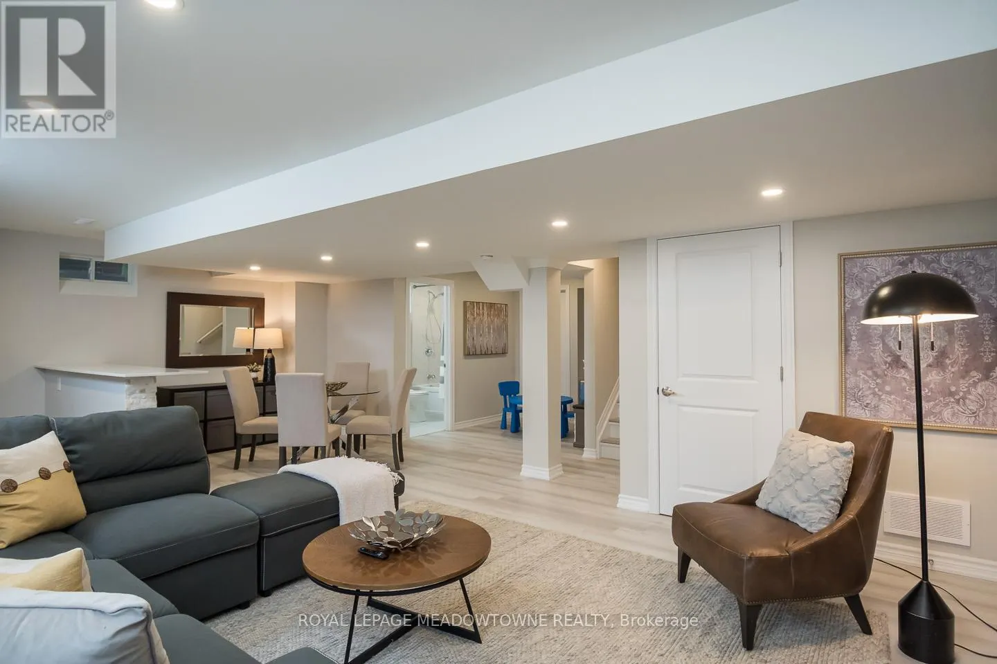 390 RAMSEY PLACE
