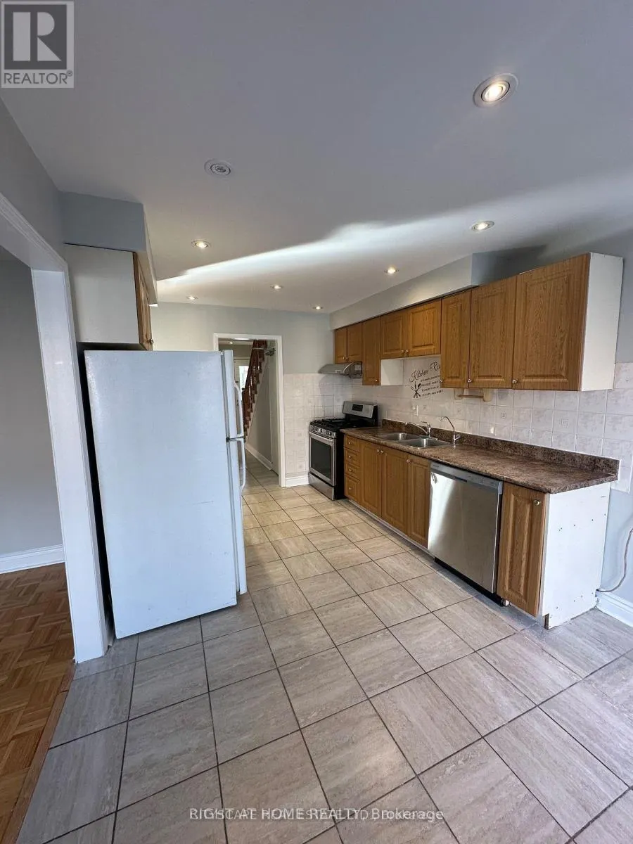 UPPER - 56 STANWELL DRIVE