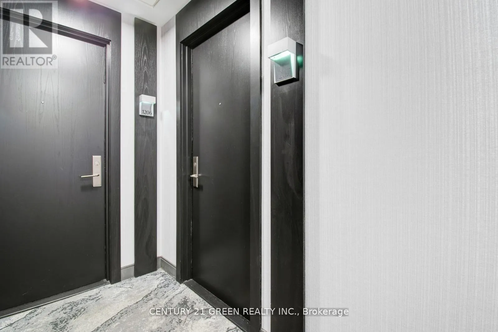 1207 - 80 ABSOLUTE AVENUE
