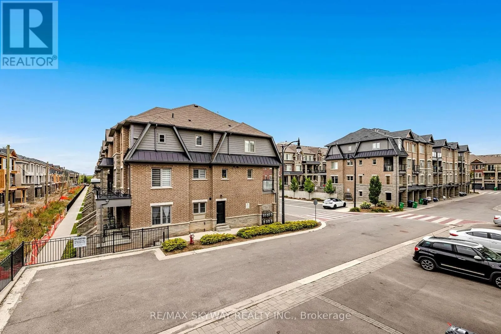 10 - 200 VETERANS DRIVE