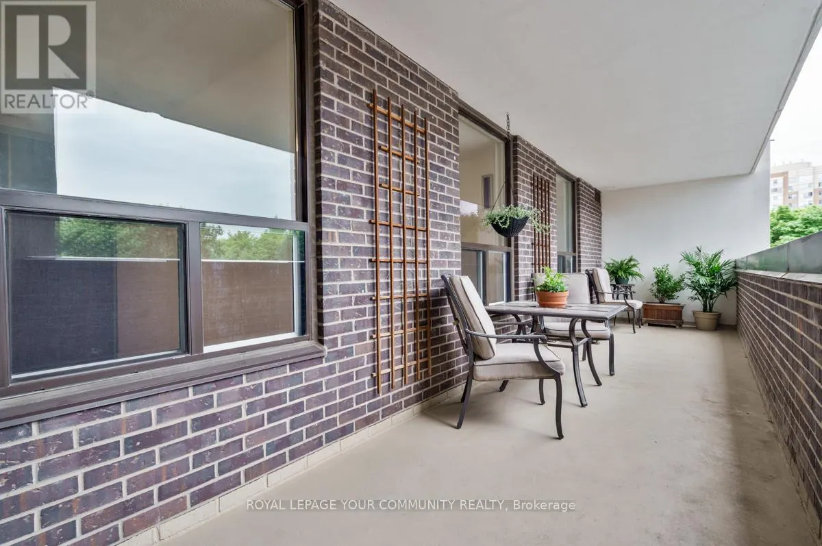 205 - 1535 LAKESHORE ROAD E