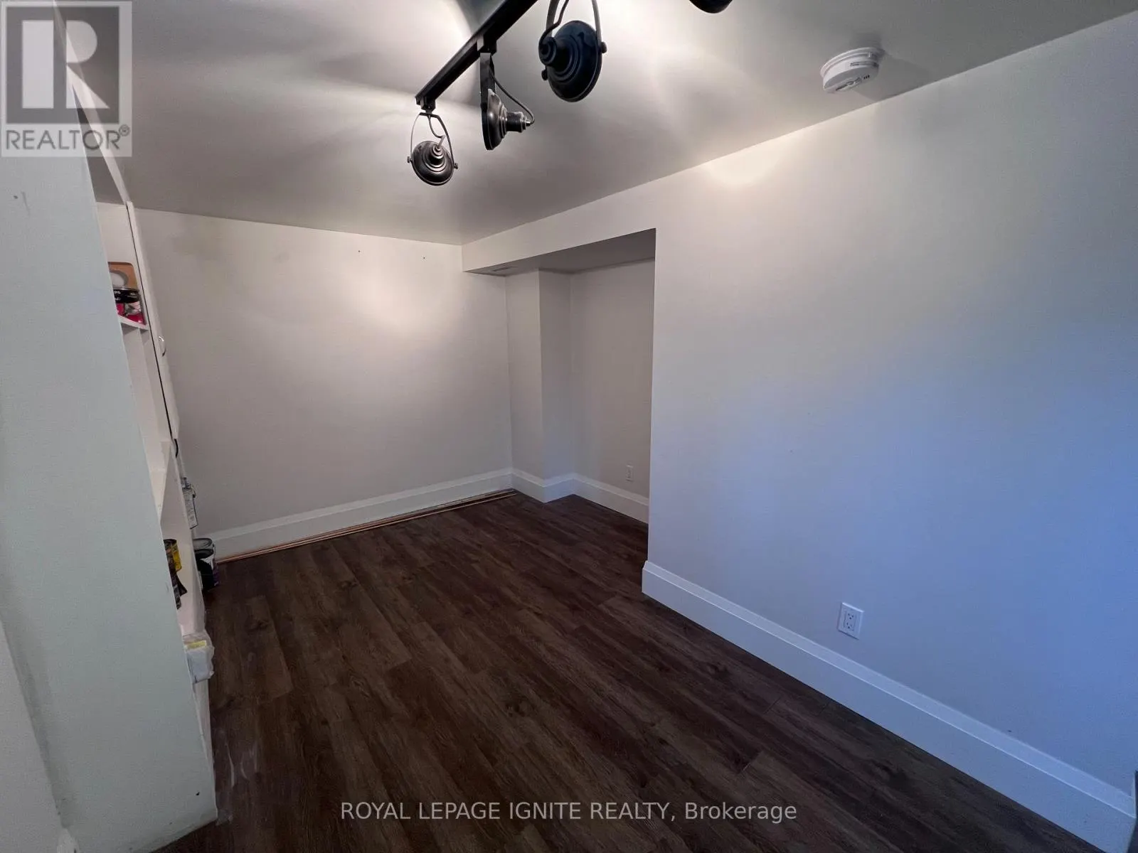 214 ROSEMOUNT AVENUE