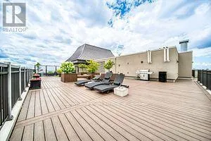 212 - 3563 LAKE SHORE BOULEVARD W