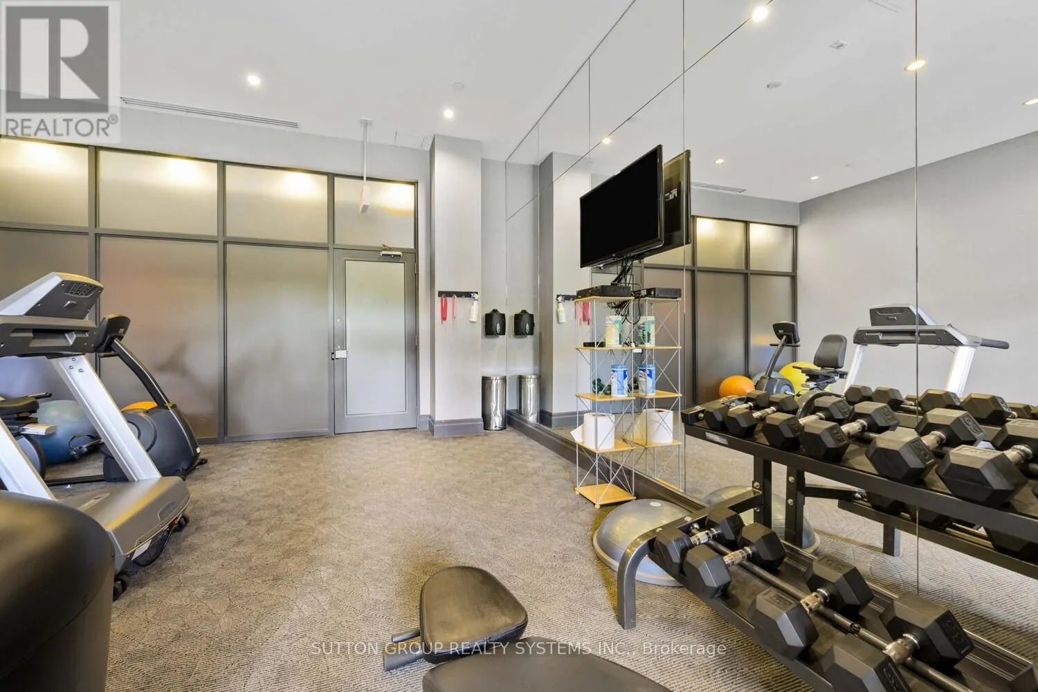 212 - 3563 LAKE SHORE BOULEVARD W