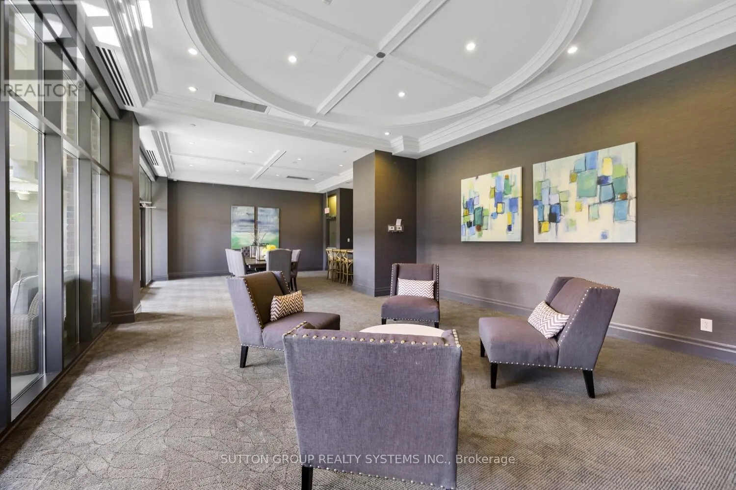 212 - 3563 LAKE SHORE BOULEVARD W