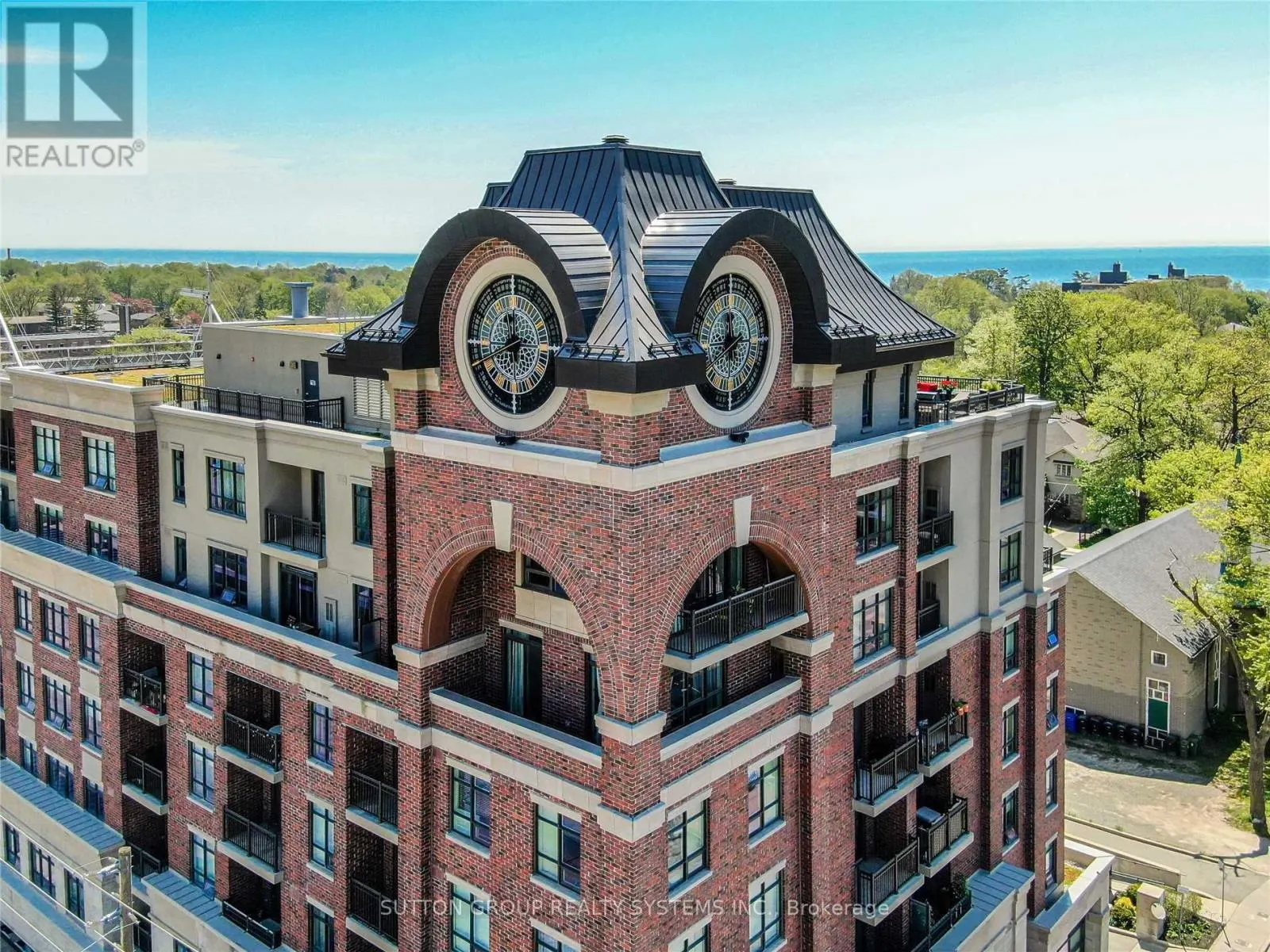 212 - 3563 LAKE SHORE BOULEVARD W