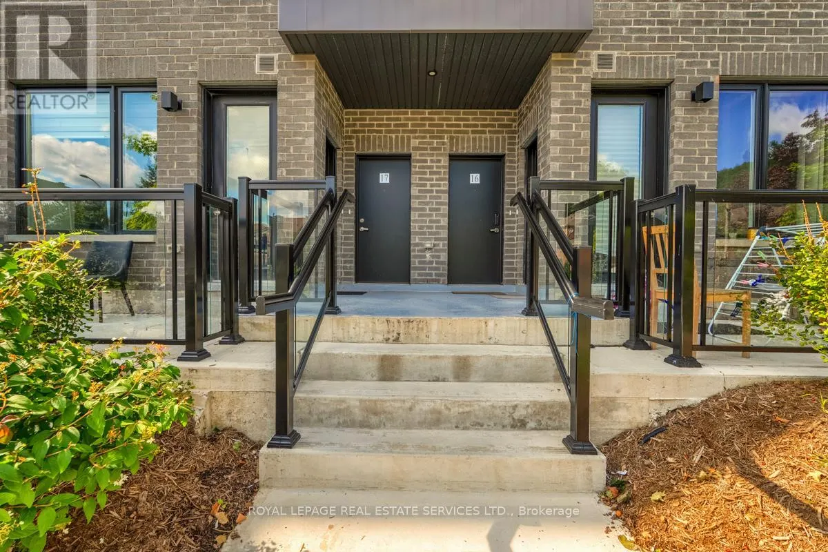 16 - 3538 COLONIAL DRIVE