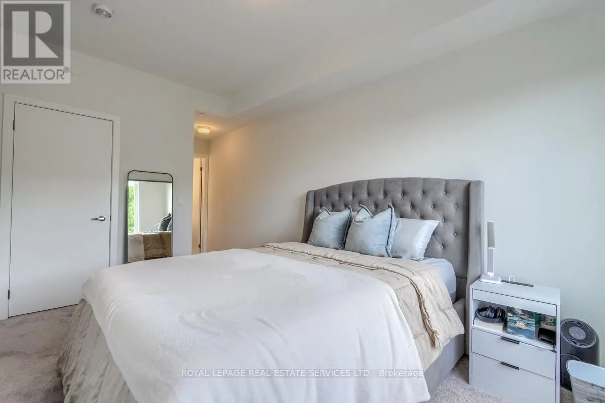 16 - 3538 COLONIAL DRIVE