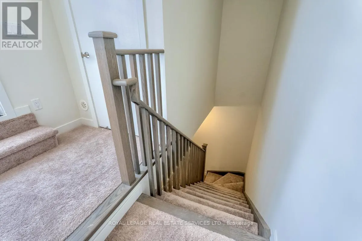 16 - 3538 COLONIAL DRIVE