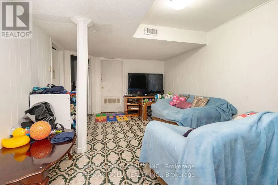 7563 LANGWORTHY DRIVE
