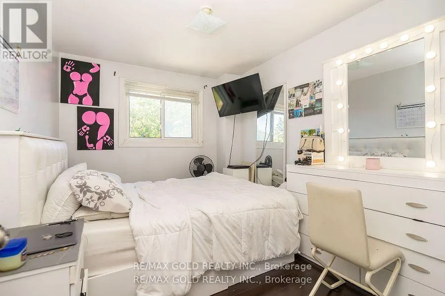 7563 LANGWORTHY DRIVE