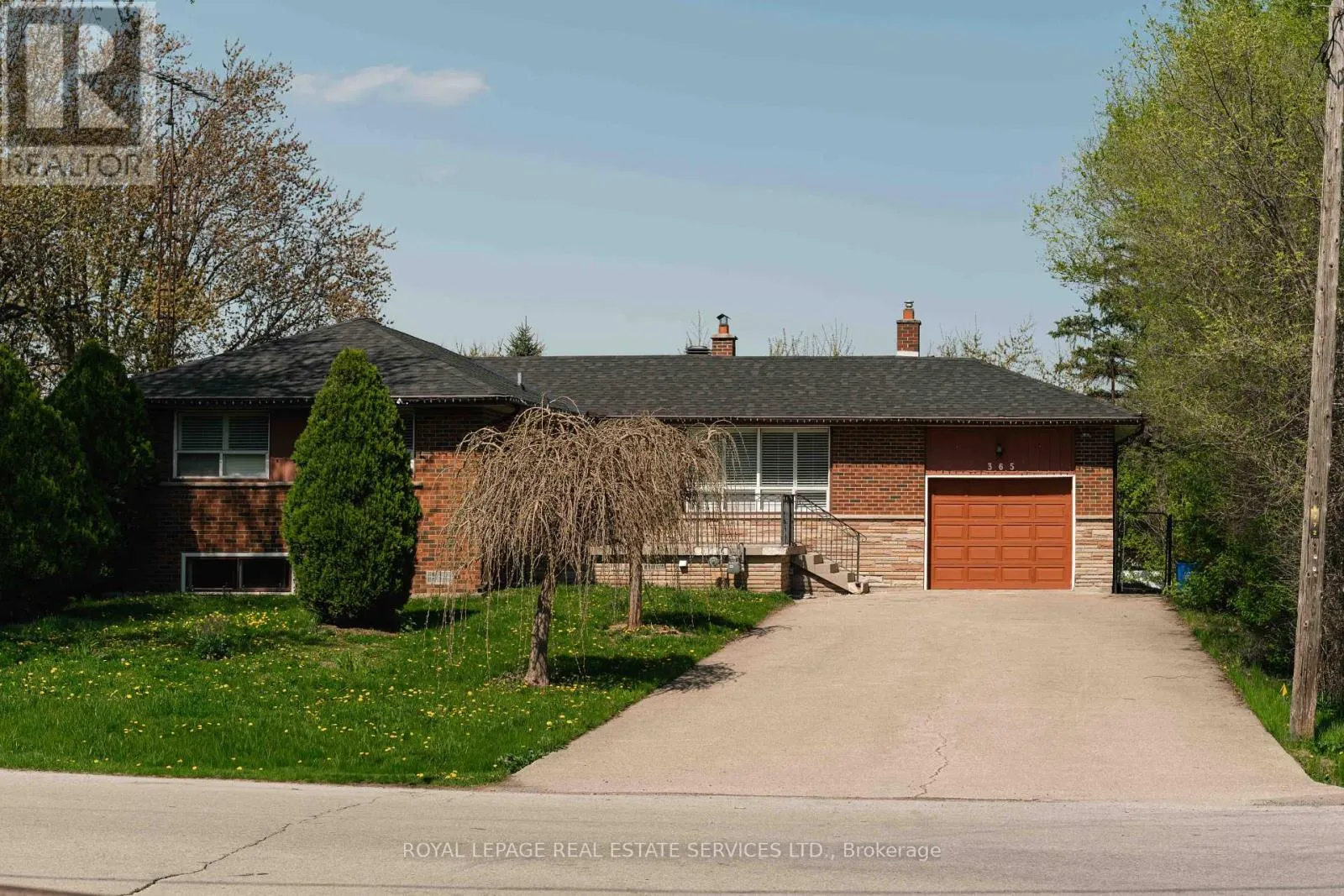 365 SANDHURST DRIVE