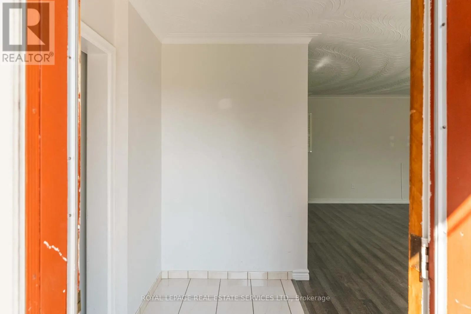365 SANDHURST DRIVE