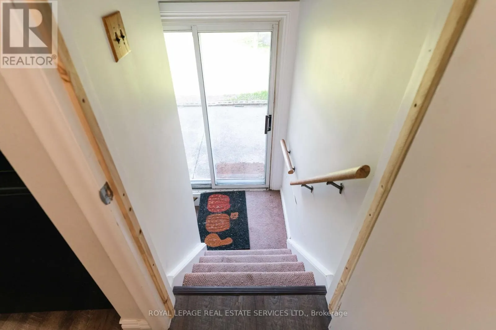 365 SANDHURST DRIVE