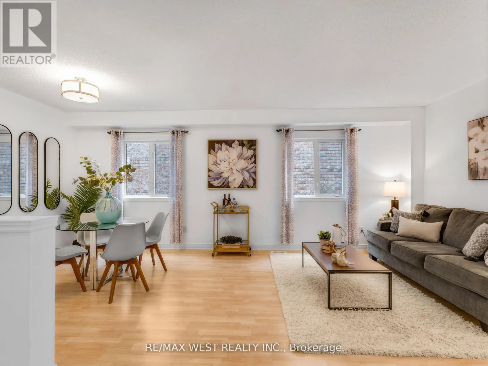 26 SHADY GLEN CRESCENT
