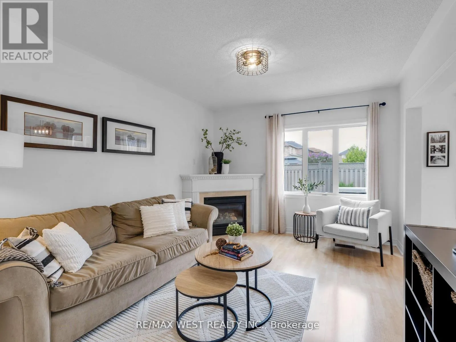26 SHADY GLEN CRESCENT
