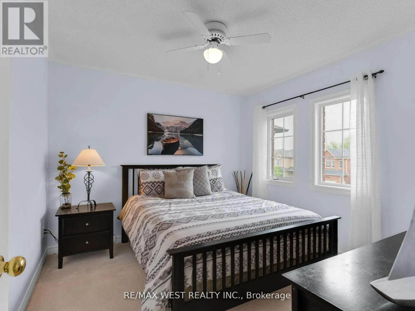 26 SHADY GLEN CRESCENT