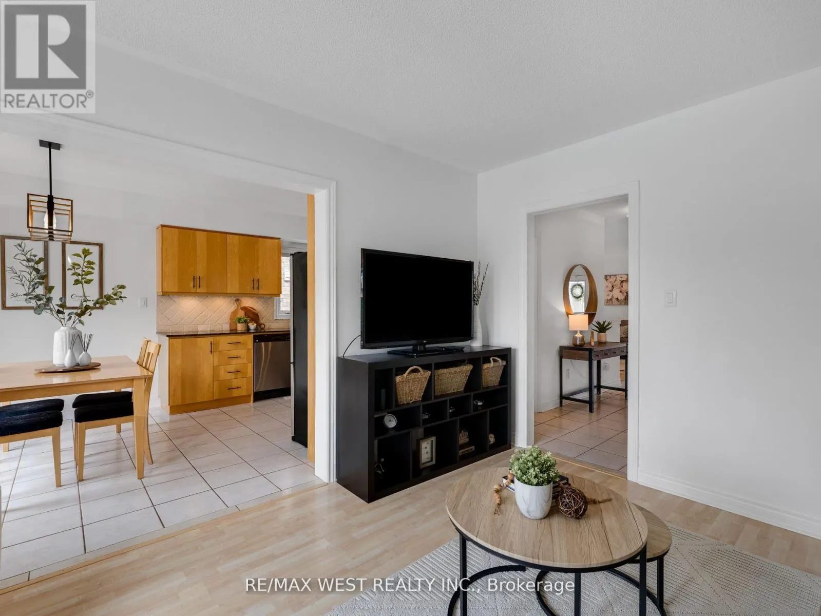 26 SHADY GLEN CRESCENT