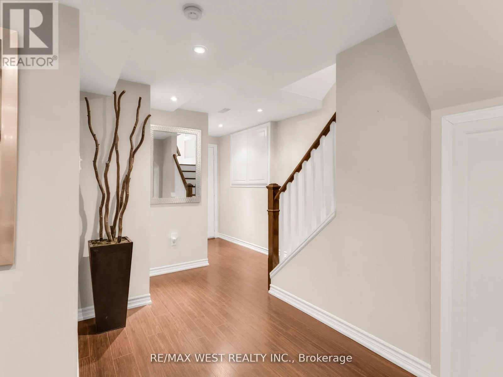 26 SHADY GLEN CRESCENT