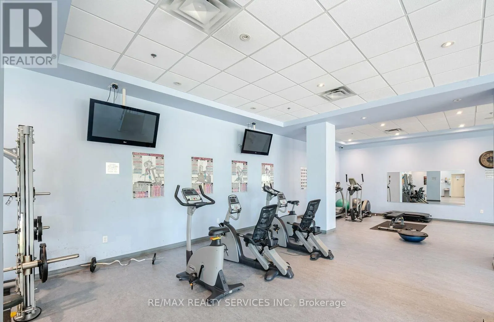 1201 - 215 QUEEN STREET E