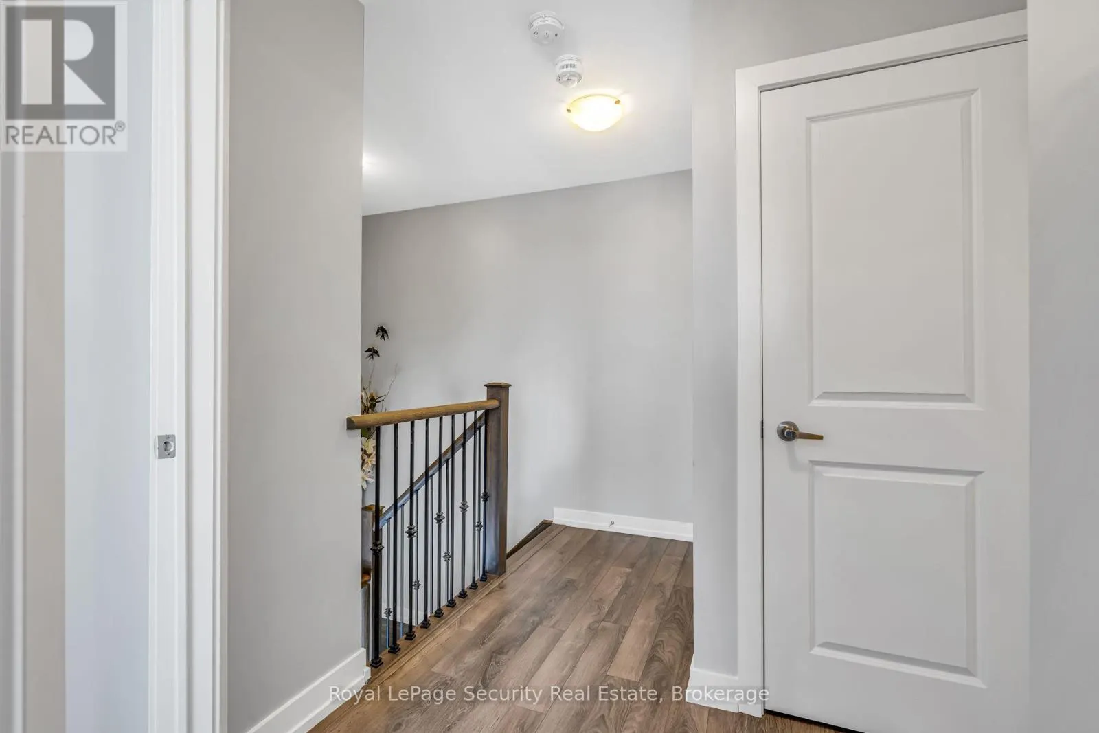 61 - 2315 SHEPPARD AVENUE W