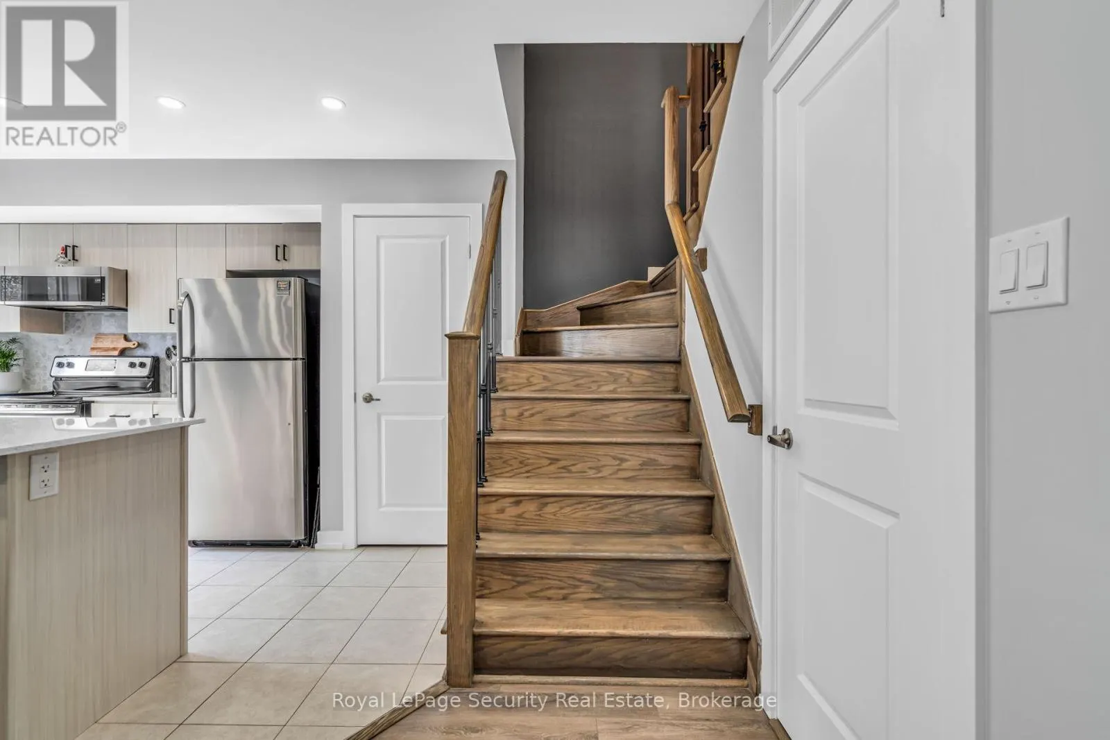 61 - 2315 SHEPPARD AVENUE W