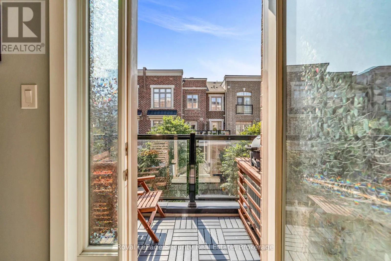 61 - 2315 SHEPPARD AVENUE W