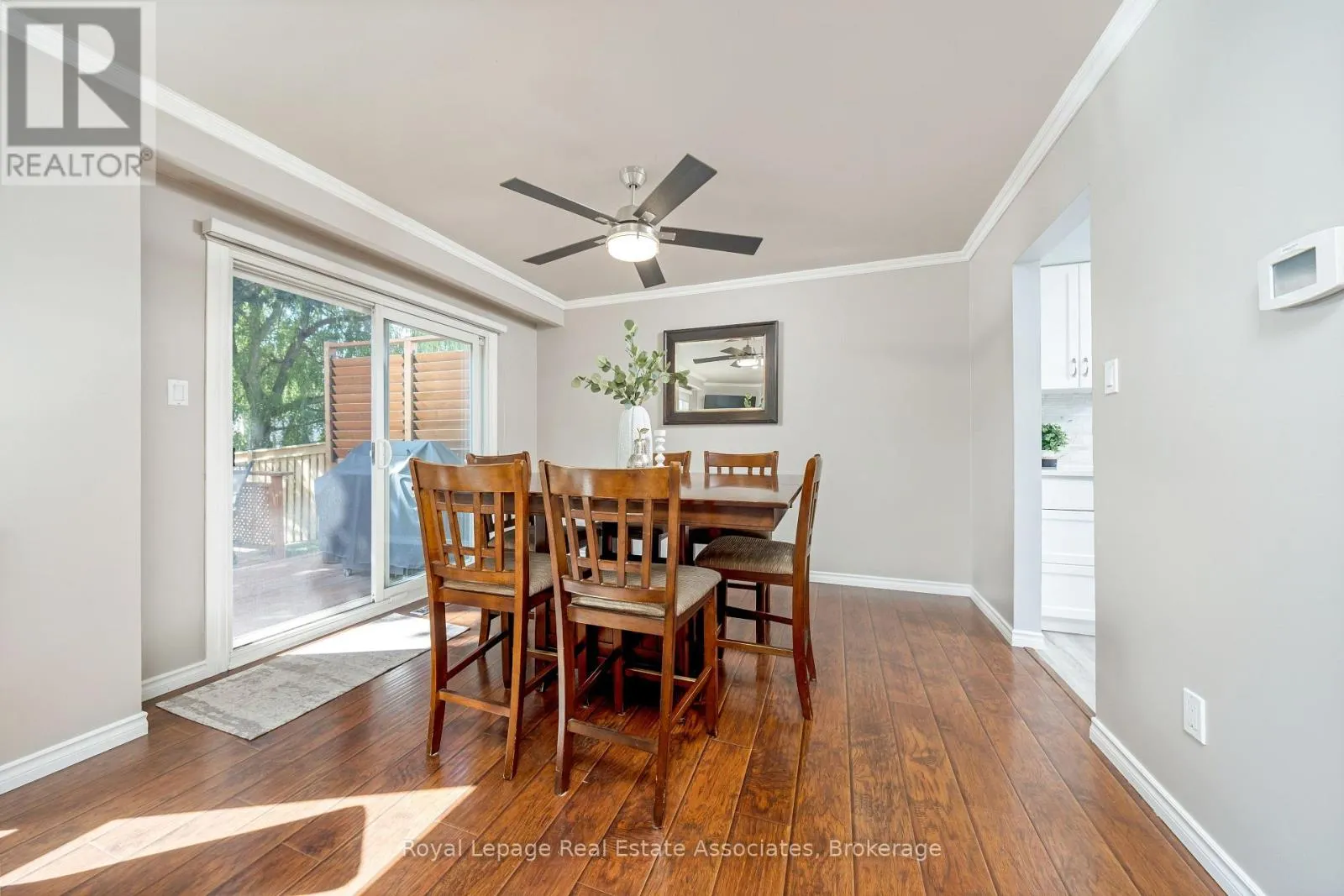 3104 AUTUMN HILL CRESCENT