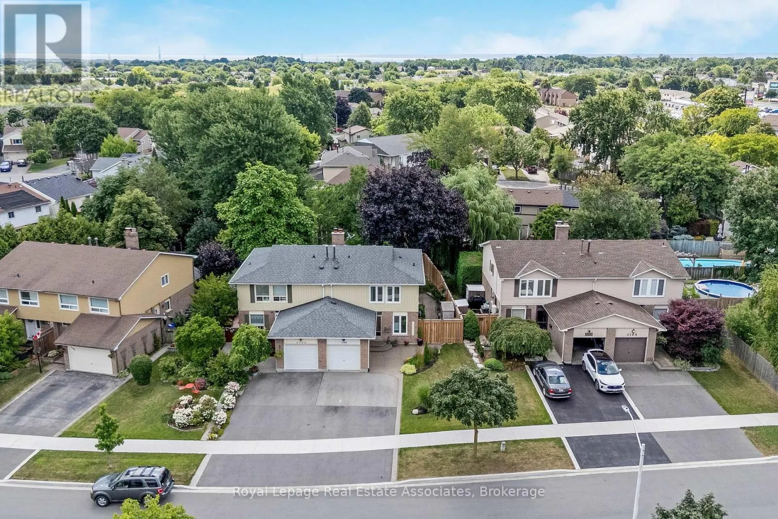 3104 AUTUMN HILL CRESCENT