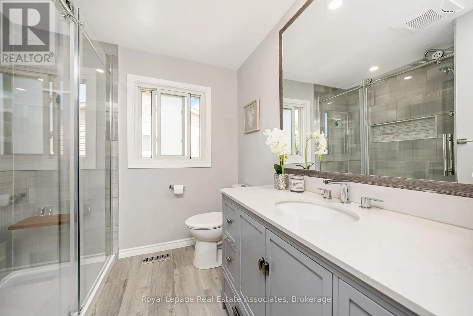 3104 AUTUMN HILL CRESCENT