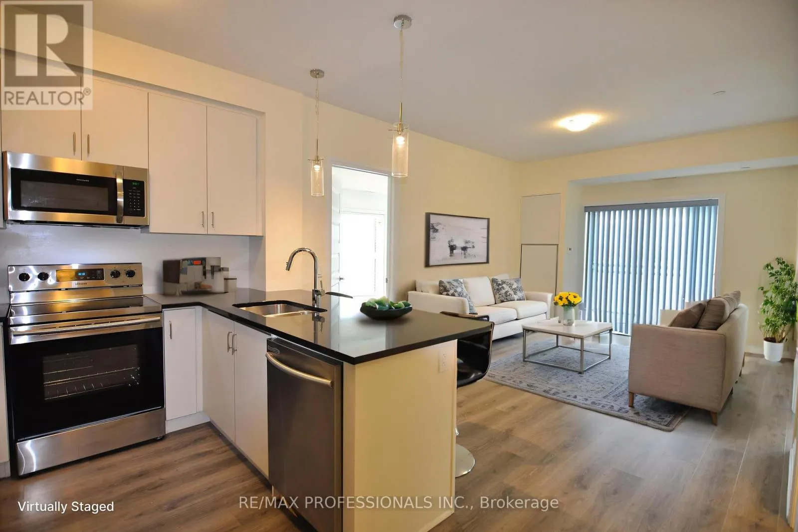 128 GROVEWOOD COMMON