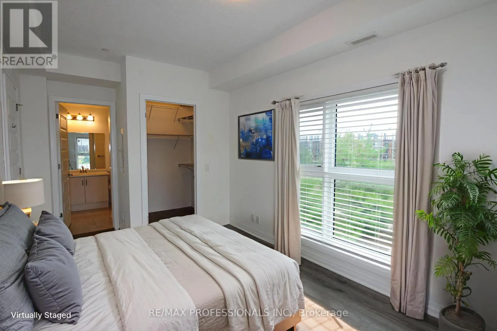 128 GROVEWOOD COMMON