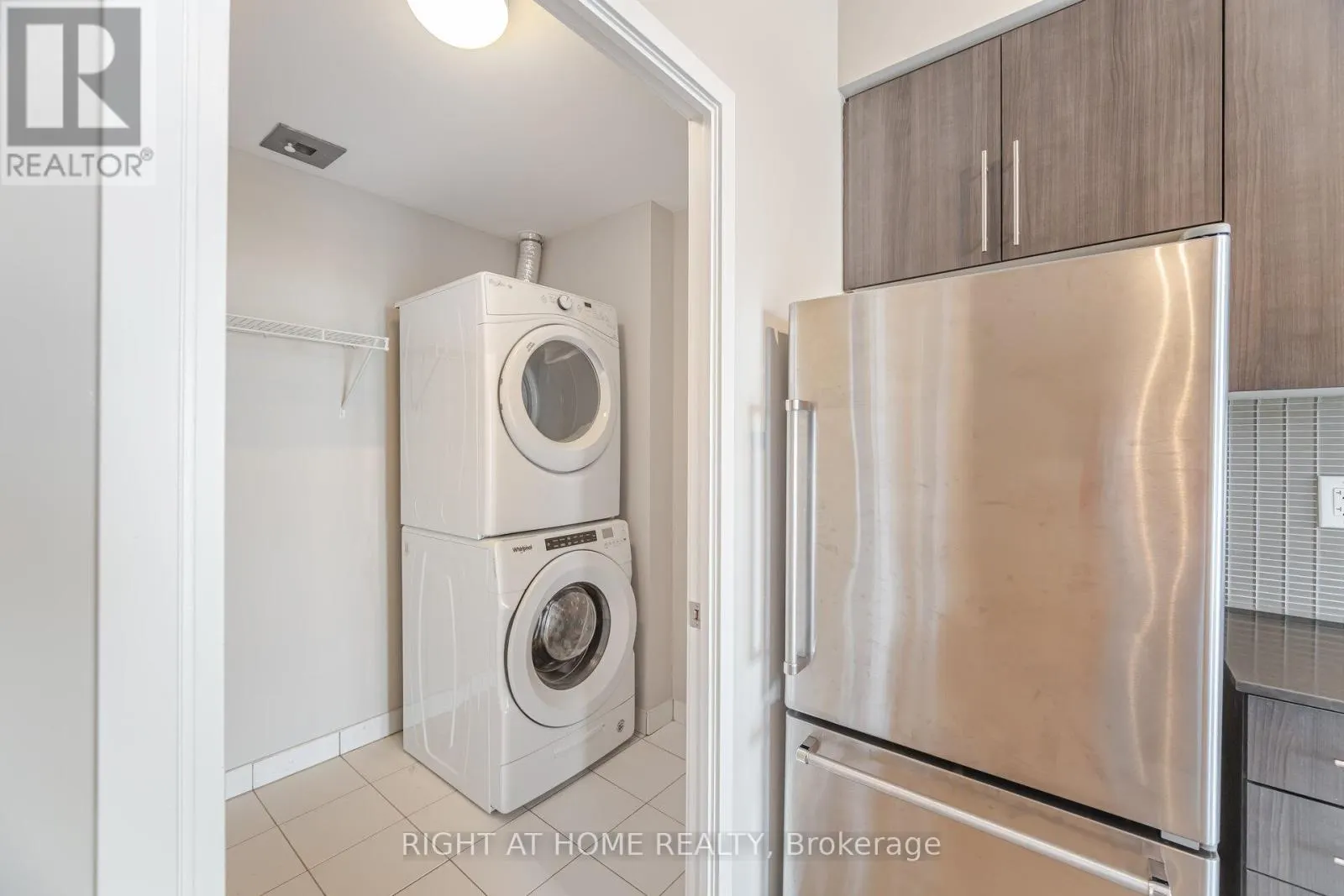 715 - 4011 BRICKSTONE MEWS
