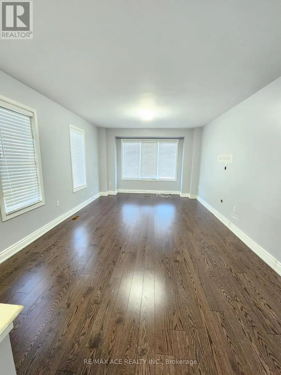 32 KEATS TERRACE