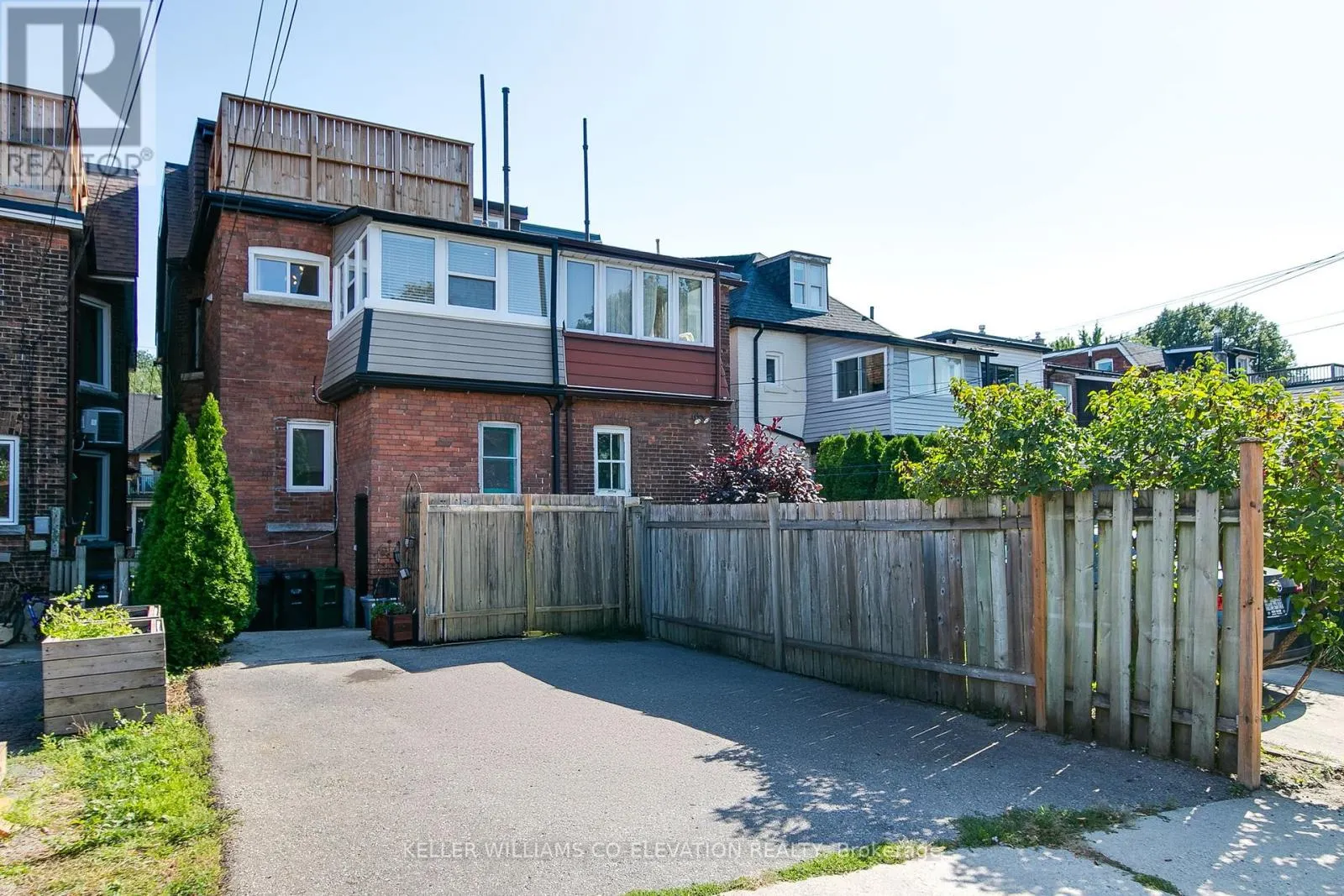 UPPER - 20 KENNETH AVENUE