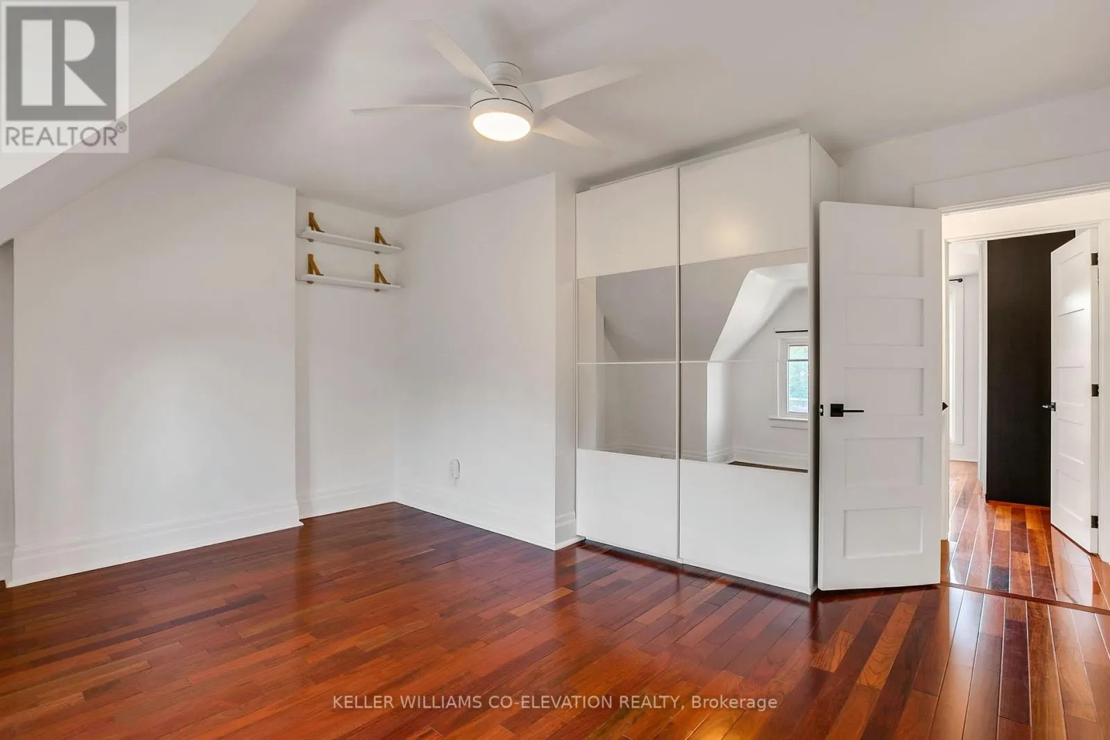 UPPER - 20 KENNETH AVENUE