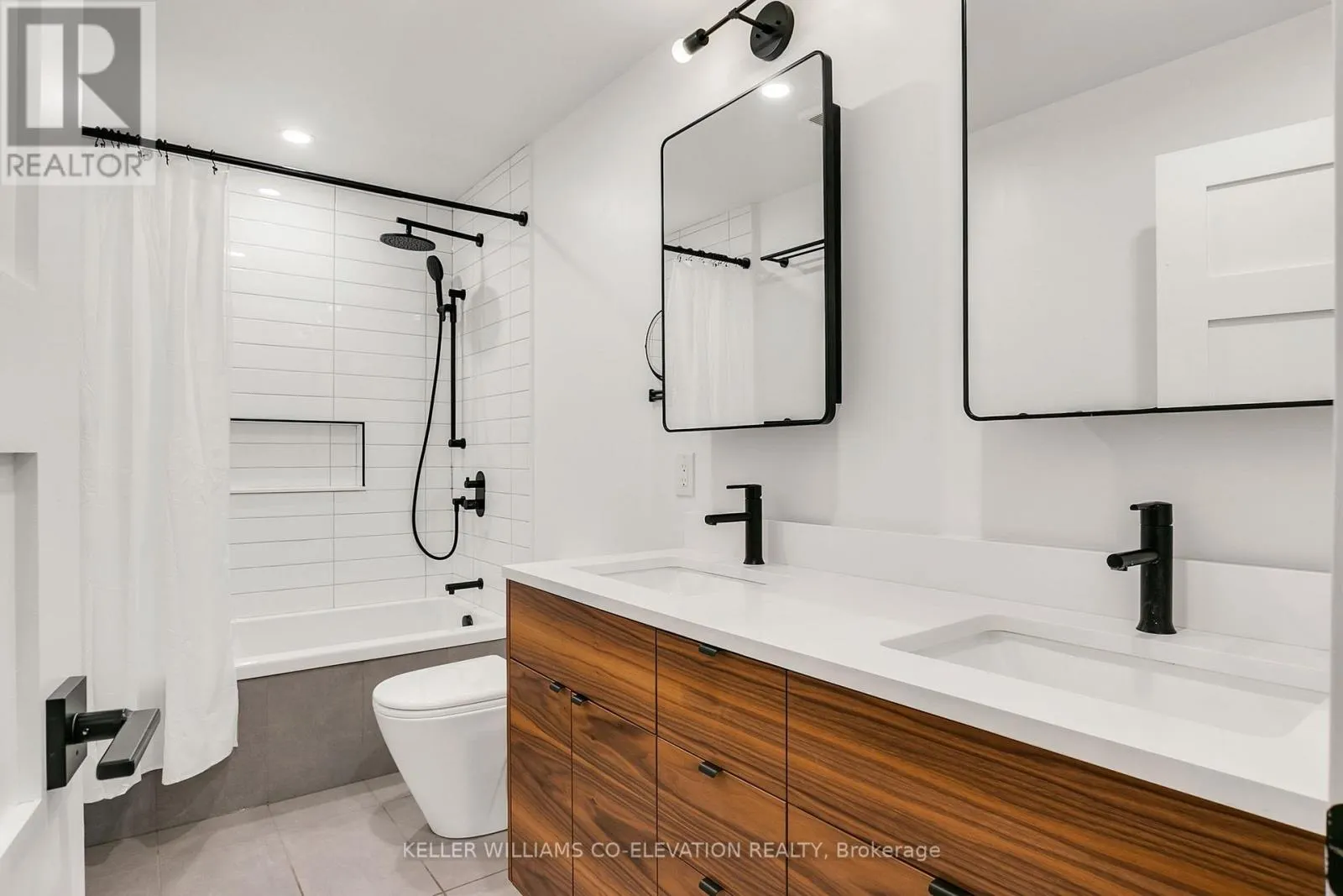 UPPER - 20 KENNETH AVENUE