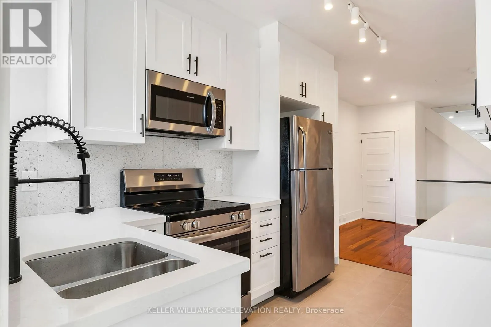 UPPER - 20 KENNETH AVENUE
