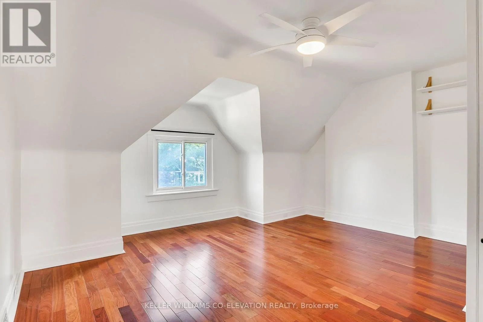 UPPER - 20 KENNETH AVENUE