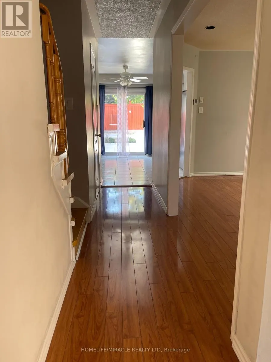 UPPER - 90 CORDGRASS CRESCENT