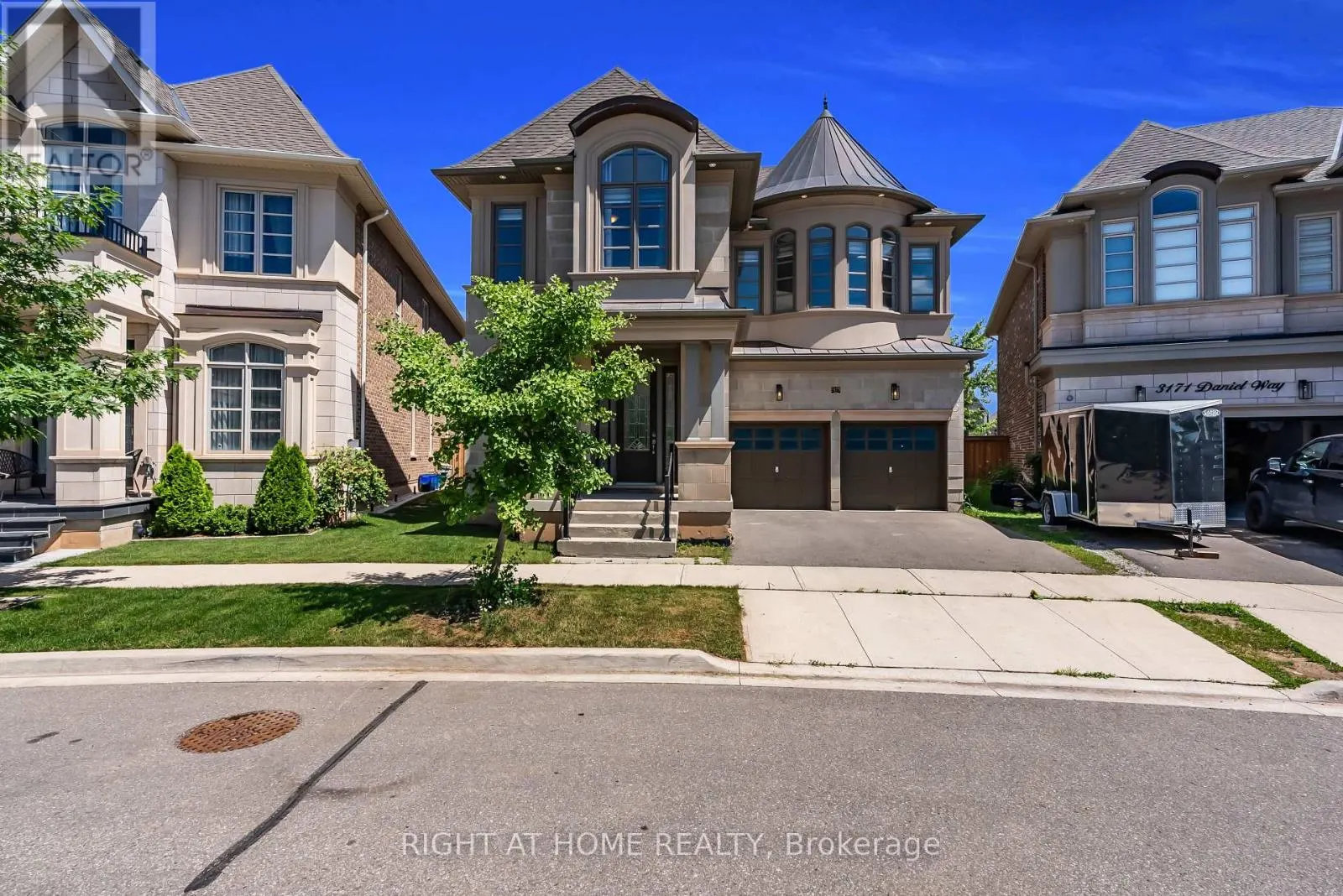 3175 DANIEL WAY