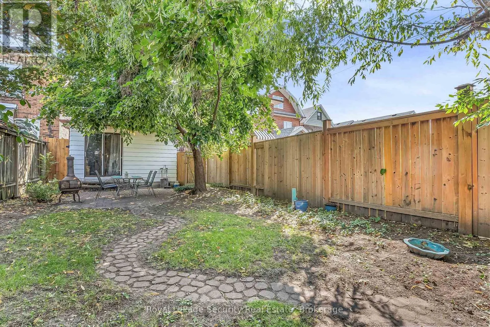 14 MORLAND ROAD