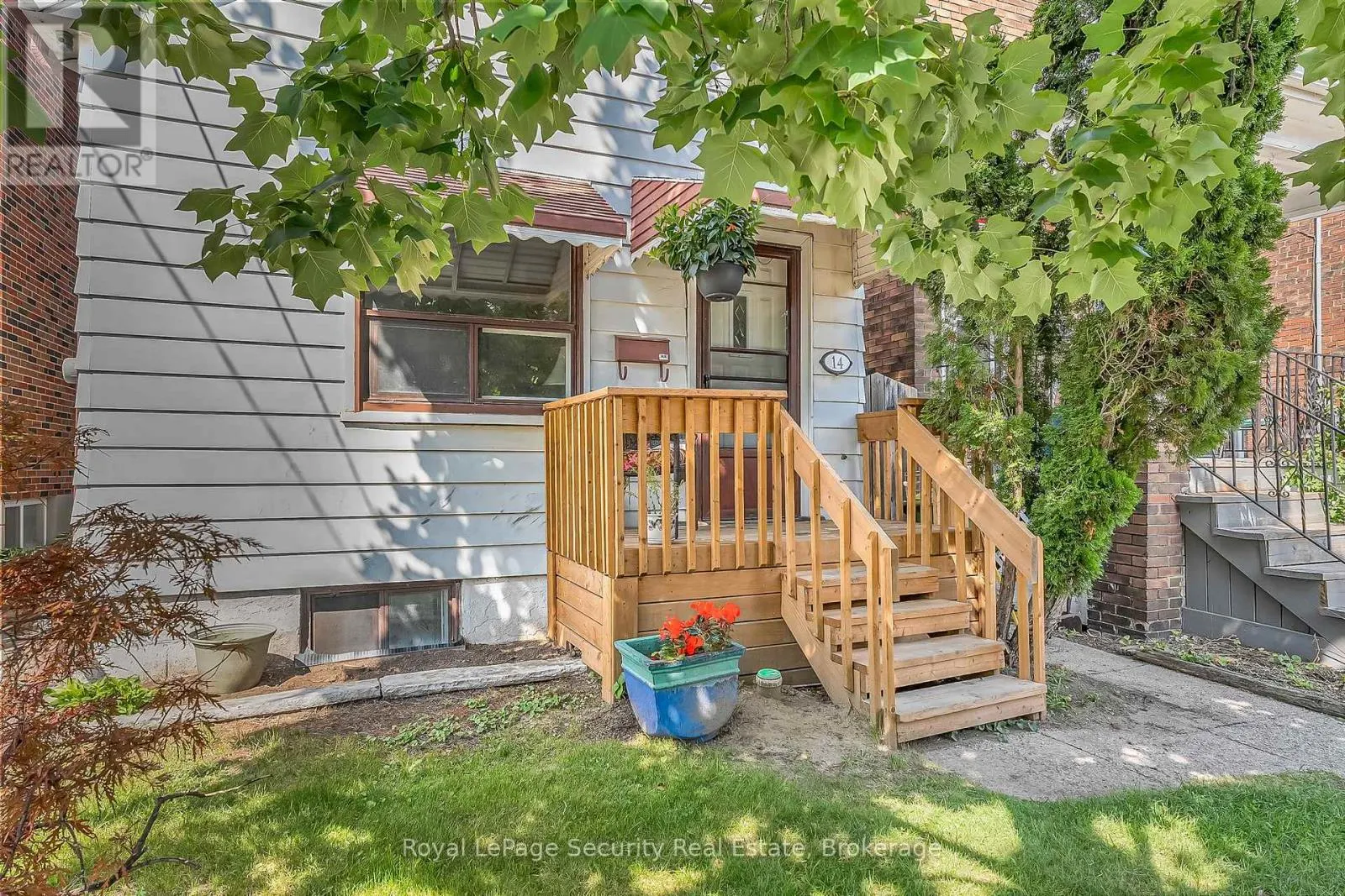 14 MORLAND ROAD