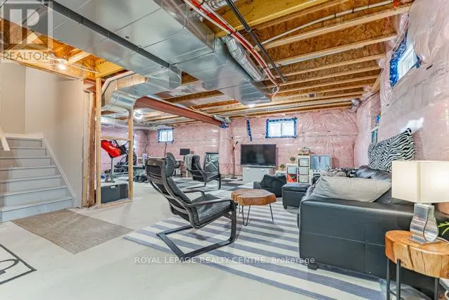 1409 ARGALL COURT