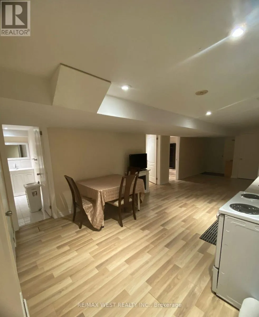 BASEMENT - 18 KING GEORGE ROAD