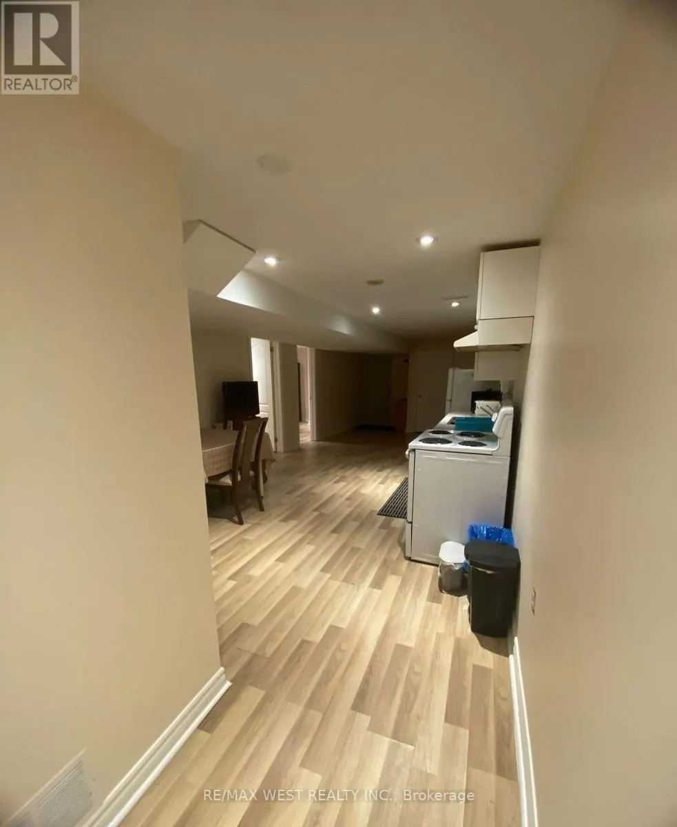 BASEMENT - 18 KING GEORGE ROAD
